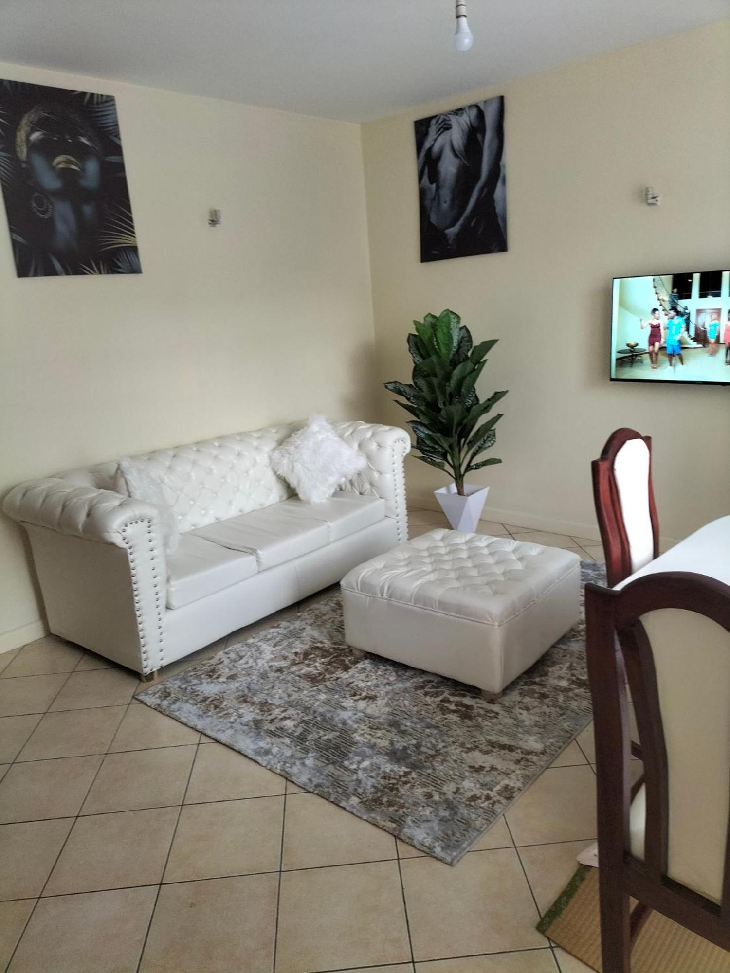 Johari And Shared Westlands Apartment