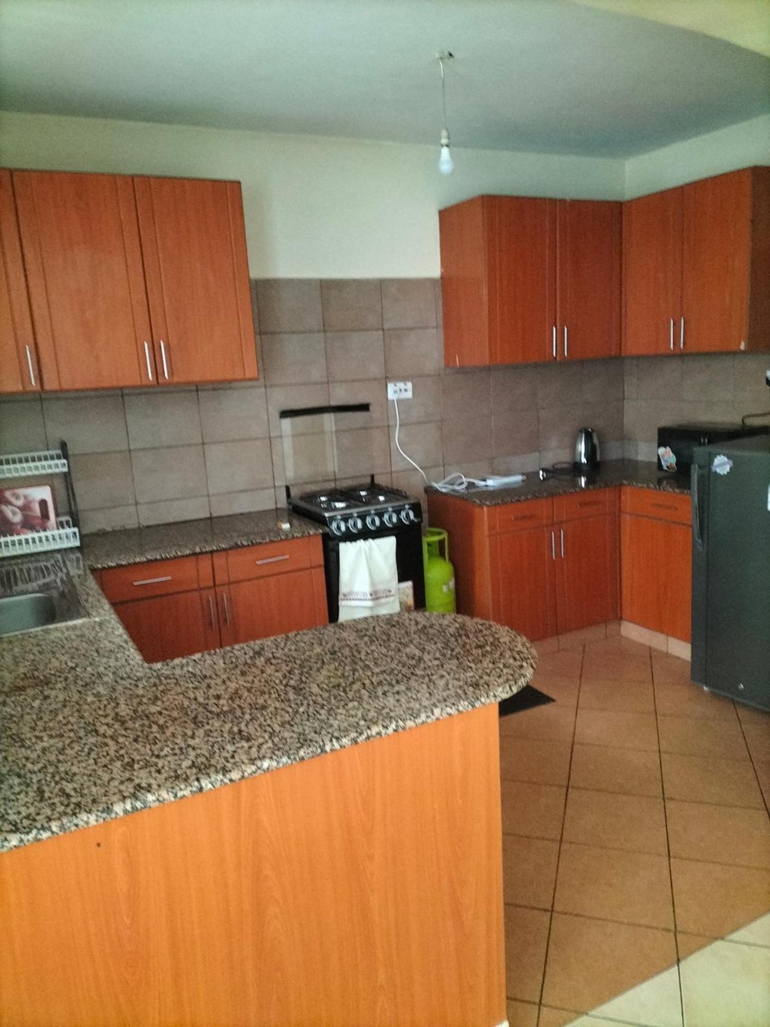 Apartment Johari And Shared Westlands *