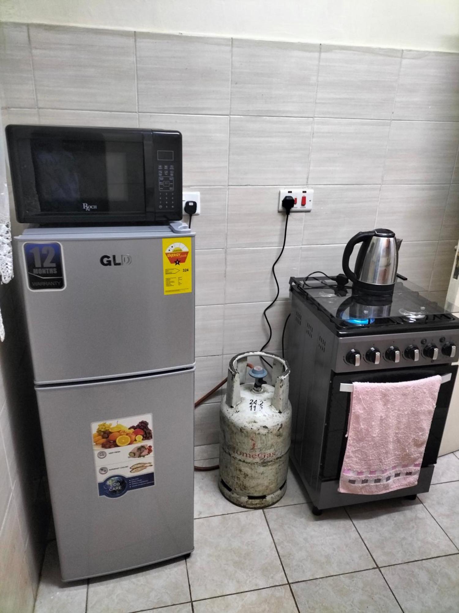 Apartment Johari And Shared Westlands
