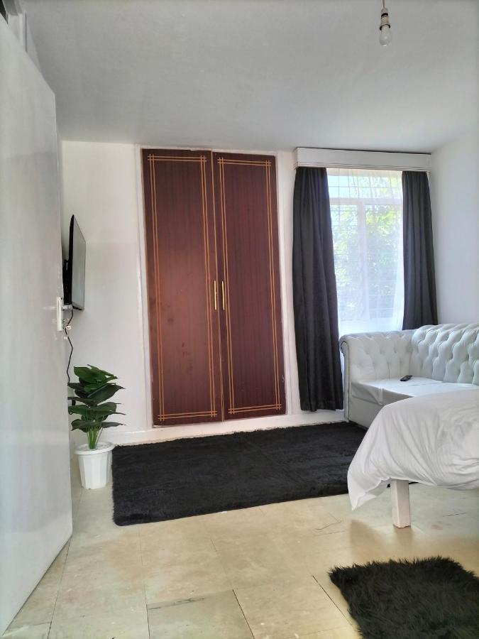 Johari And Shared Westlands Апартаменты *